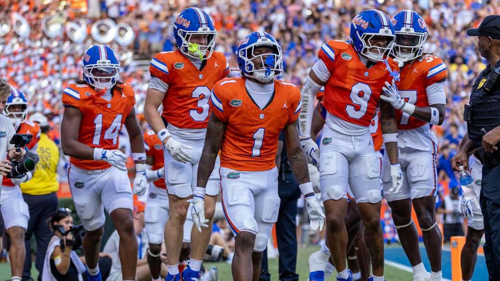 Florida Favored By 2.5 At Auburn In SEC Opener